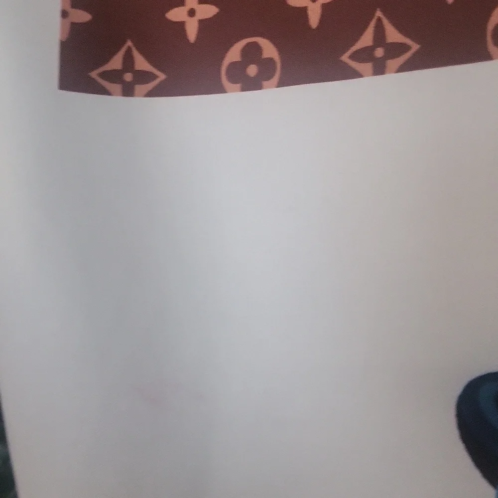 Disney  White Graphic T-Shirt - Picture 5 of 6